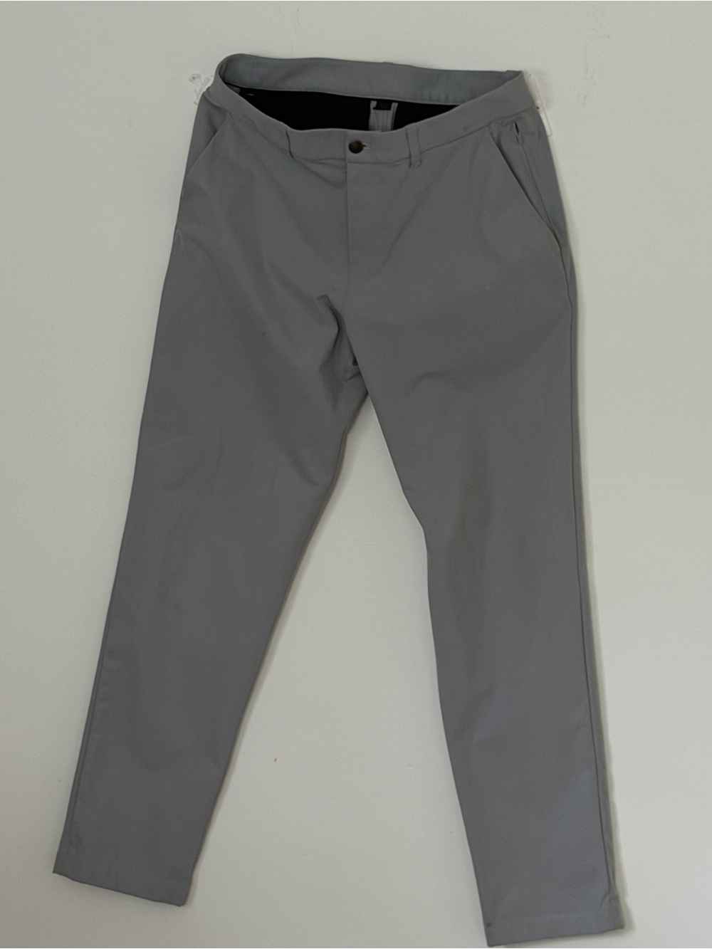 Lululemon ABC Slim-Fit Trouser
32 L Warpstream (Silver Drop) Size 33 Waist